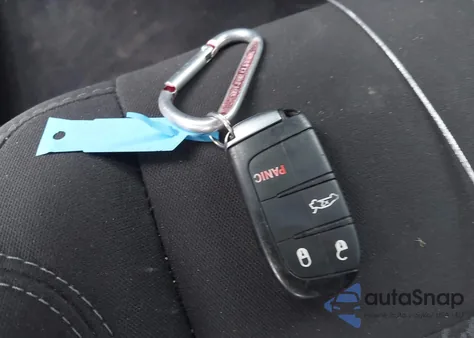 2019 Dodge Challenger Sxt z USA, uszkodzony, nr VIN 2C3CDZAGXKH684527